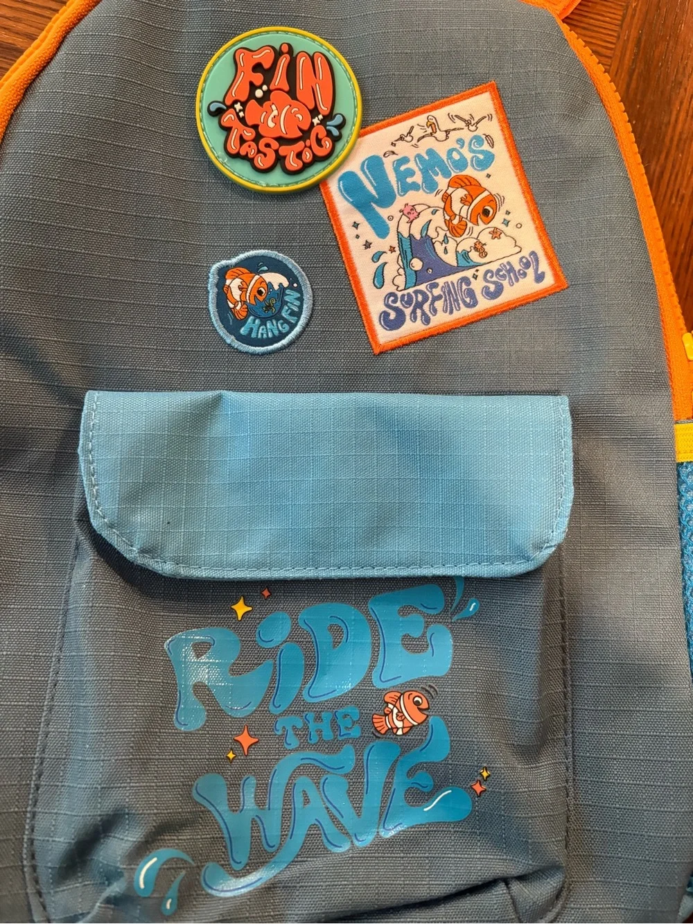 Kids finding Nemo sling backpack